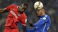 Momentka ze zápasu Schalke s Hannoverem. Momentka ze zápasu Schalke s Hannoverem.