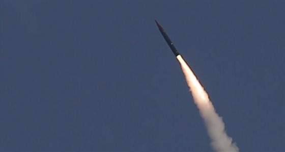 Izrael vyzkouel zdokonalenou verzi obranné rakety Arrow (10. prosince 2015)