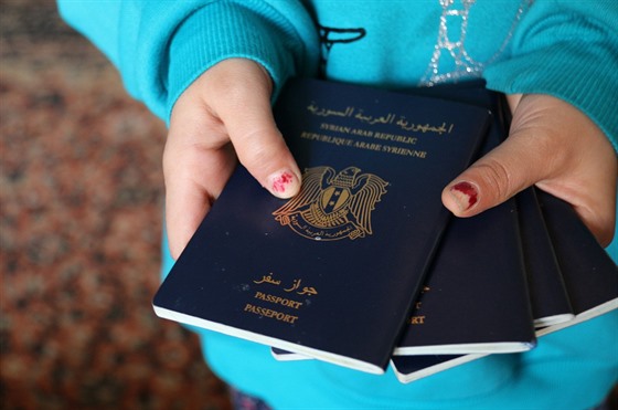Islamisté podle informací amerických tajných slueb vyrábí padlané pasy na...