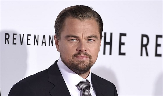 Leonardo DiCaprio na premiée filmu Zmrtvýchvstání, 16. 12. 2015, Los Angeles