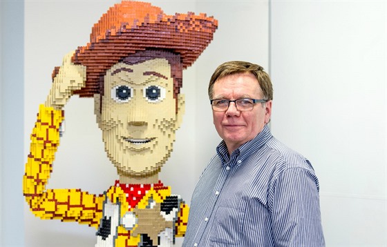 Michael McNulty, editel Lego Production v Kladn