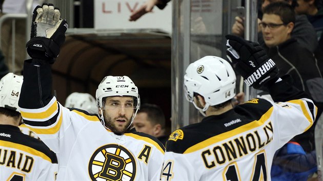 Vhru nad Pittsburghem slav Patrice Bergeron a Brett Connolly.