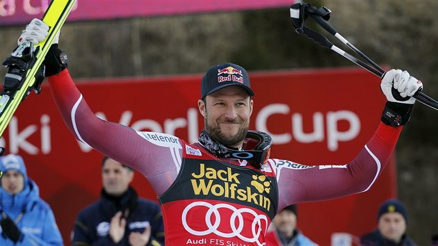 Aksel Lund Svindal po vtznm sjezdu ve Val Garden.