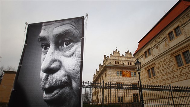 Vclav Havel na fotografich TK v Litomyli.