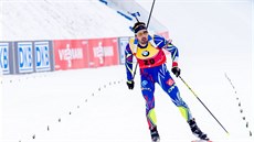 PORAENÝ. Martin Fourcade se ve sprintu v Pokljuce musel smíit a se tvrtou...