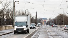 Na Libeňském mostě se nesmějí potkat v jeden moment dvě tramvaje. Zákaz vjezdu... Na Libeňském mostě se nesmějí potkat v jeden moment dvě tramvaje. Zákaz vjezdu...