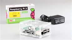 Zkompletované Raspberry Pi2 pipravené na instalaci systému