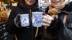 Některým stánkařům na Moravském náměstí, Zelném trhu i náměstí Svobody schází... Některým stánkařům na Moravském náměstí, Zelném trhu i náměstí Svobody schází...