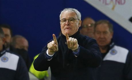 Trenr Leicesteru Claudio Ranieri bhem utkn proti Manchesteru City.