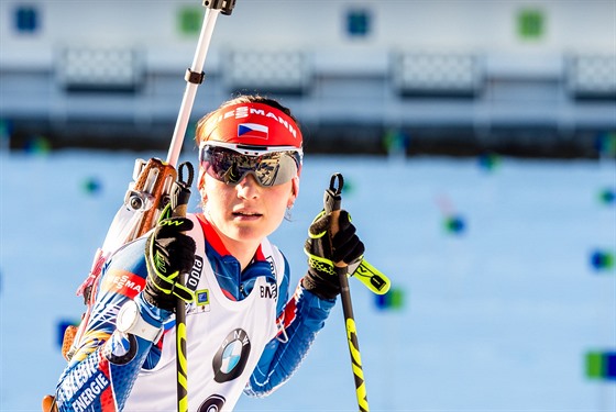 Veronika Vítková pi nástelu na hromadný závod v Pokljuce.