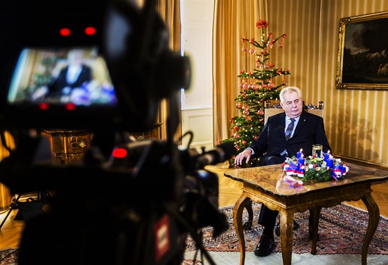 Prezident Milo Zeman pi natáení vánoního proslovu z Lán