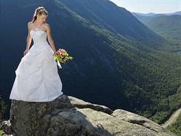 Svou první svatební fotku na skalní ímse udlal v roce 2008. Ukázalo se toti...
