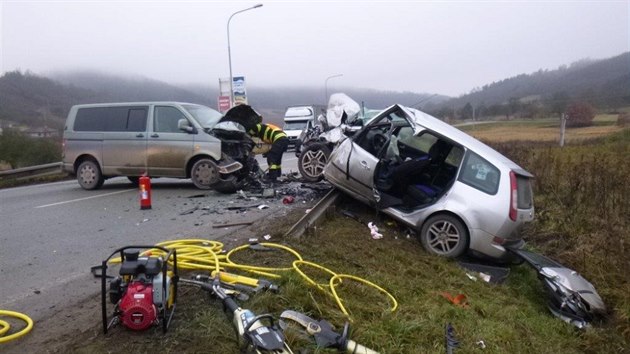 Dopravn nehodu u Boskovic nepeil jeden idi (21. 12. 2015).