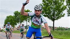 Jan Bicek sportoval přesto, že mu nemoc vzala nohu. Jan Bicek sportoval přesto, že mu nemoc vzala nohu.