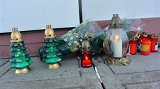 Svíky na míst tragického stetu.