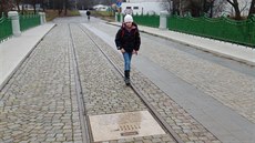Na tramvajovou dopravu v Jihlavě nově upomíná i pamětní deska. Vsazena byla... Na tramvajovou dopravu v Jihlavě nově upomíná i pamětní deska. Vsazena byla...