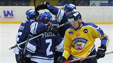 Radost kladenských hokejist v duelu na led Ústí nad Labem