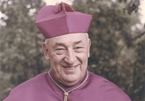 tpán Trochta jako litomický biskup kolem roku 1970.