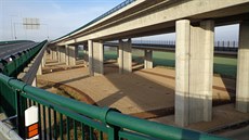 Finální podoba stavby třetího patra R35 v Opatovicích. Finální podoba stavby třetího patra R35 v Opatovicích.