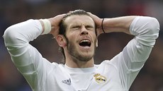 Gareth Bale z Realu Madrid lituje zahozené ance.
