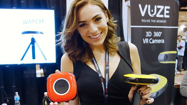 O své místo na trhu se dnes hlásí například 360° videokamery nebo zobrazovače a... O své místo na trhu se dnes hlásí například 360° videokamery nebo zobrazovače a...