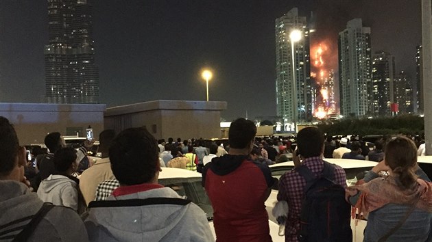 Zbry z poru v Dubaji, kter vyfotil esk turista Maty Olmr. (31. prosince 2015)
