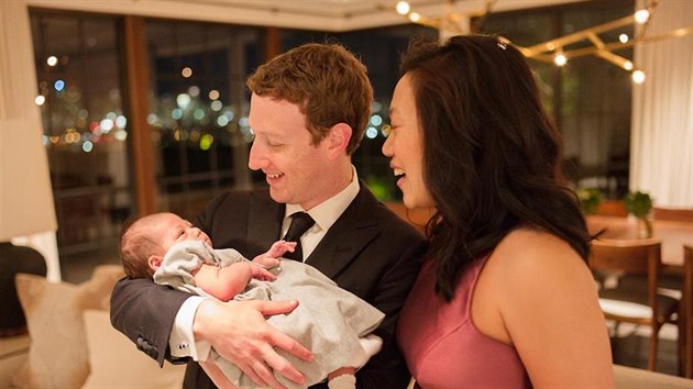 Mark Zuckerberg, jeho manelka Priscilla Chanov a jejich dcera Max (2. ledna 2016)