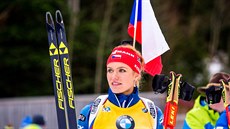 Gabriela Soukalová v cíli sprintu Svtového poháru v nmeckém Ruhpoldingu.