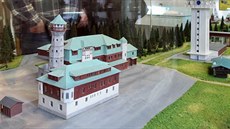 Model vrcholových partií Klínovce a saského Fichtelbergu v božidarském... Model vrcholových partií Klínovce a saského Fichtelbergu v božidarském...