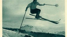 Takto si užíval jízdu lyžař v zimě 1930. Takto si užíval jízdu lyžař v zimě 1930.