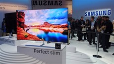 Festival tenkých a nejtenčích televizorů na CESu neustal ani letos. Festival tenkých a nejtenčích televizorů na CESu neustal ani letos.