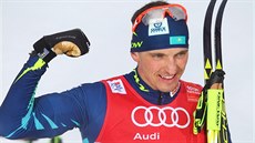 Alexej Poltoranin se raduje z triumfu na klasické patnáctce na Tour de Ski. Alexej Poltoranin se raduje z triumfu na klasické patnáctce na Tour de Ski.