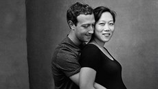 Mark Zuckerberg a jeho thotná manelka Priscilla Chanová na fotce od Annie...