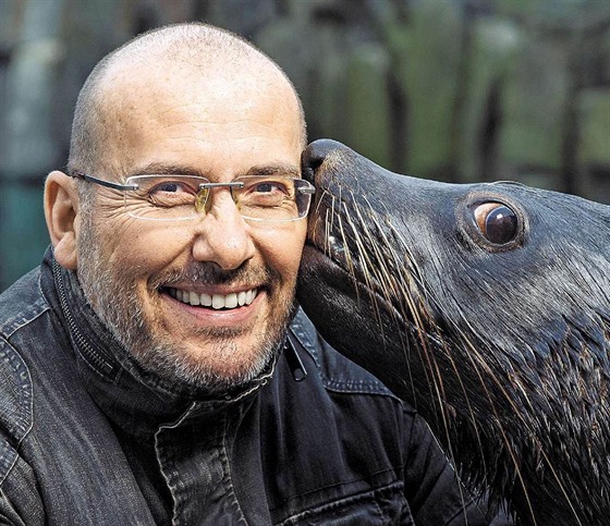 Miroslav Bobek s lachtanem Melounem, kterého povauje za jedno z velmi chytrých...