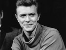 David Bowie na tiskov konferenci ke he Slon mu (17. z 1980)