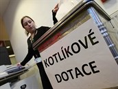 Kraj Vysočina v pondělí ráno zahájil příjem žádostí o kotlíkové dotace. Před... Kraj Vysočina v pondělí ráno zahájil příjem žádostí o kotlíkové dotace. Před...