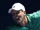 esk tenista Tom Berdych v duelu 1. kola Australian Open s Indem Bhambrim.