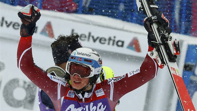 Henrik Kristoffersen vyhrl ve Wengenu u tvrt slalom v sezon Svtovho pohru.