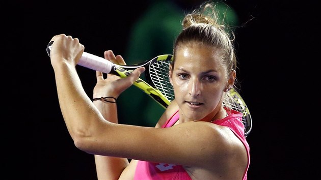 esk tenistka Kristna Plkov se chyst zashnout mek v utkn 1. kola Australian Open.