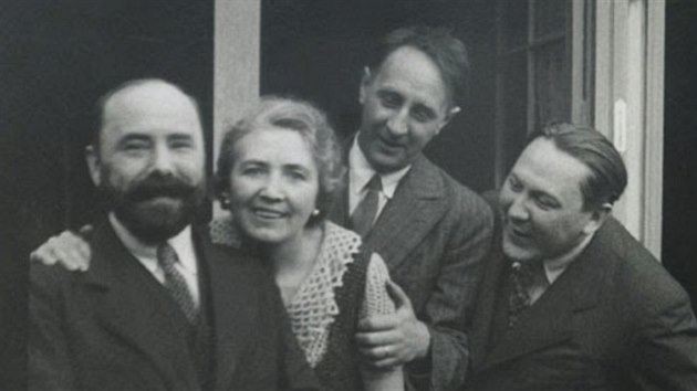 Jan Zrzav, Charlotte a Bohuslav Martin a Vtzslav Nezval v Pai v roce 1934