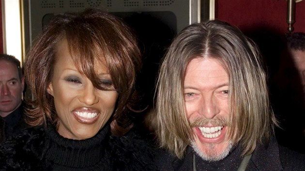 Iman a David Bowie (New York, 5. nora 2001)