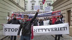 Demonstrace proti postupm Barnevernetu. Úastníci proli Prahou od norského...