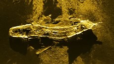 Při pátrání po zmizelém letadle společnosti Malaysia Airlines byl nalezen vrak... Při pátrání po zmizelém letadle společnosti Malaysia Airlines byl nalezen vrak...