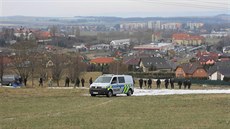 Dívino tlo bylo nalezeno na oteveném prostranství blízko pomrn...