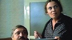 Marián Labuda a Milena Dvorská ve filmu Vesniko má stedisková (1985)