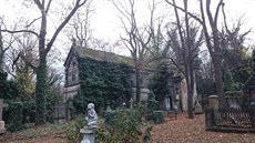 Největší hrobka na Olšanech ukrývá řadu tajemství. Největší hrobka na Olšanech ukrývá řadu tajemství.