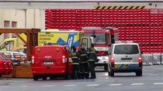 V areálu firmy Coca Cola se utopil potápěč (13.1.2015). V areálu firmy Coca Cola se utopil potápěč (13.1.2015).