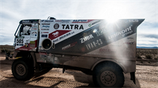 Tatra pilotovaná Martinem Kolomým na trase Rallye Dakar 2016.