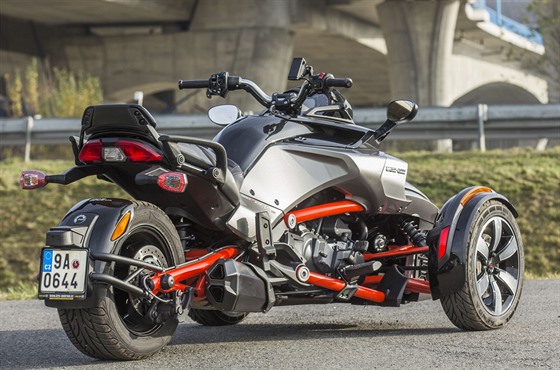 Tkolov cruiser Canam Spyder F3-S