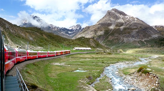 Chur  Tirano (výcarsko): nejkrásnjí alpská eleznice, spektakulární jízda...
